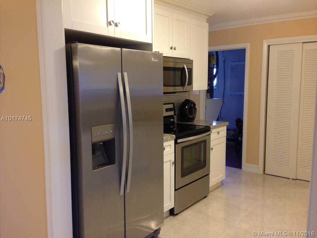 Paradise Gardens Sec 4 76 - Residential