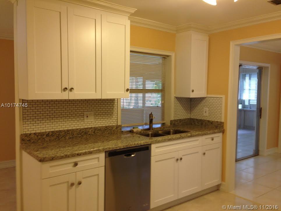 Paradise Gardens Sec 4 76 - Residential