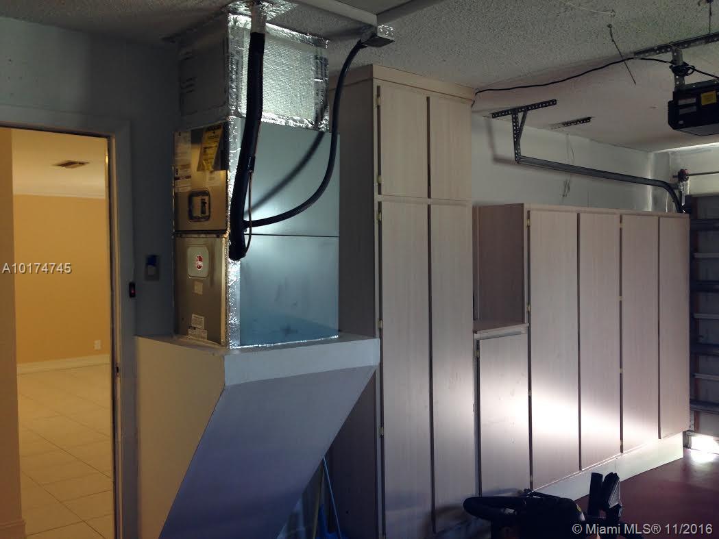 Paradise Gardens Sec 4 76 - Residential