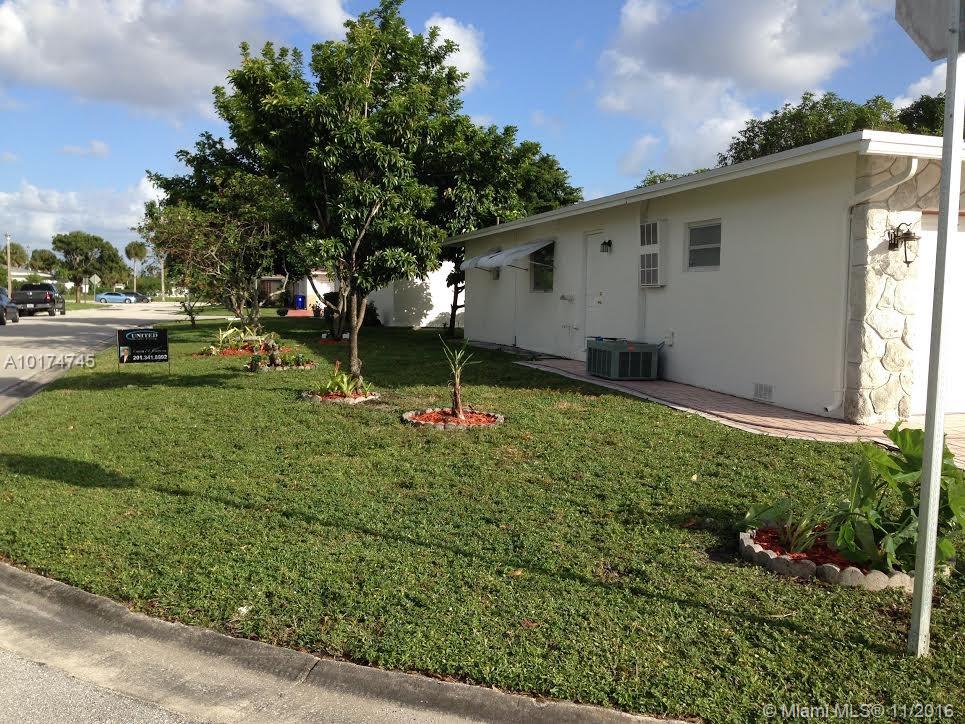 Paradise Gardens Sec 4 76 - Residential