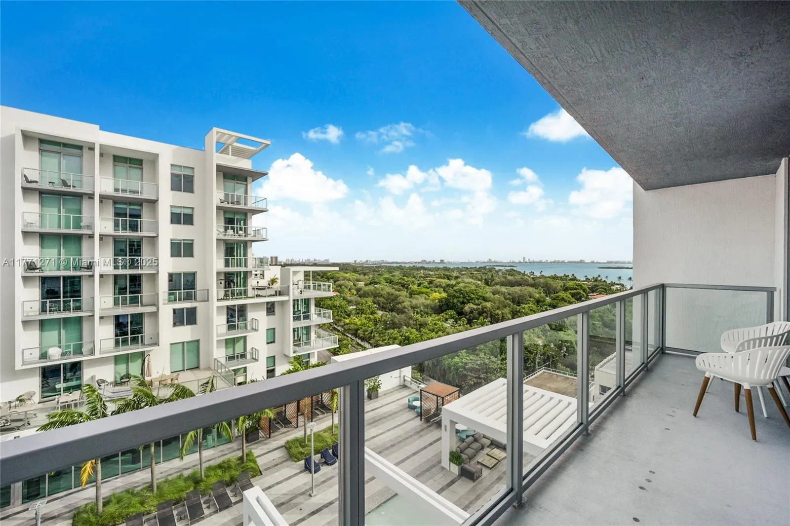 Miami, Florida 33137, United States, 1 Bedroom Bedrooms, ,1 BathroomBathrooms,Residential,Active,98889