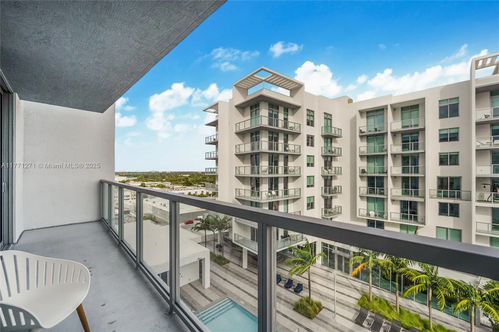 Miami, Florida 33137, United States, 1 Bedroom Bedrooms, ,1 BathroomBathrooms,Residential,Active,98889