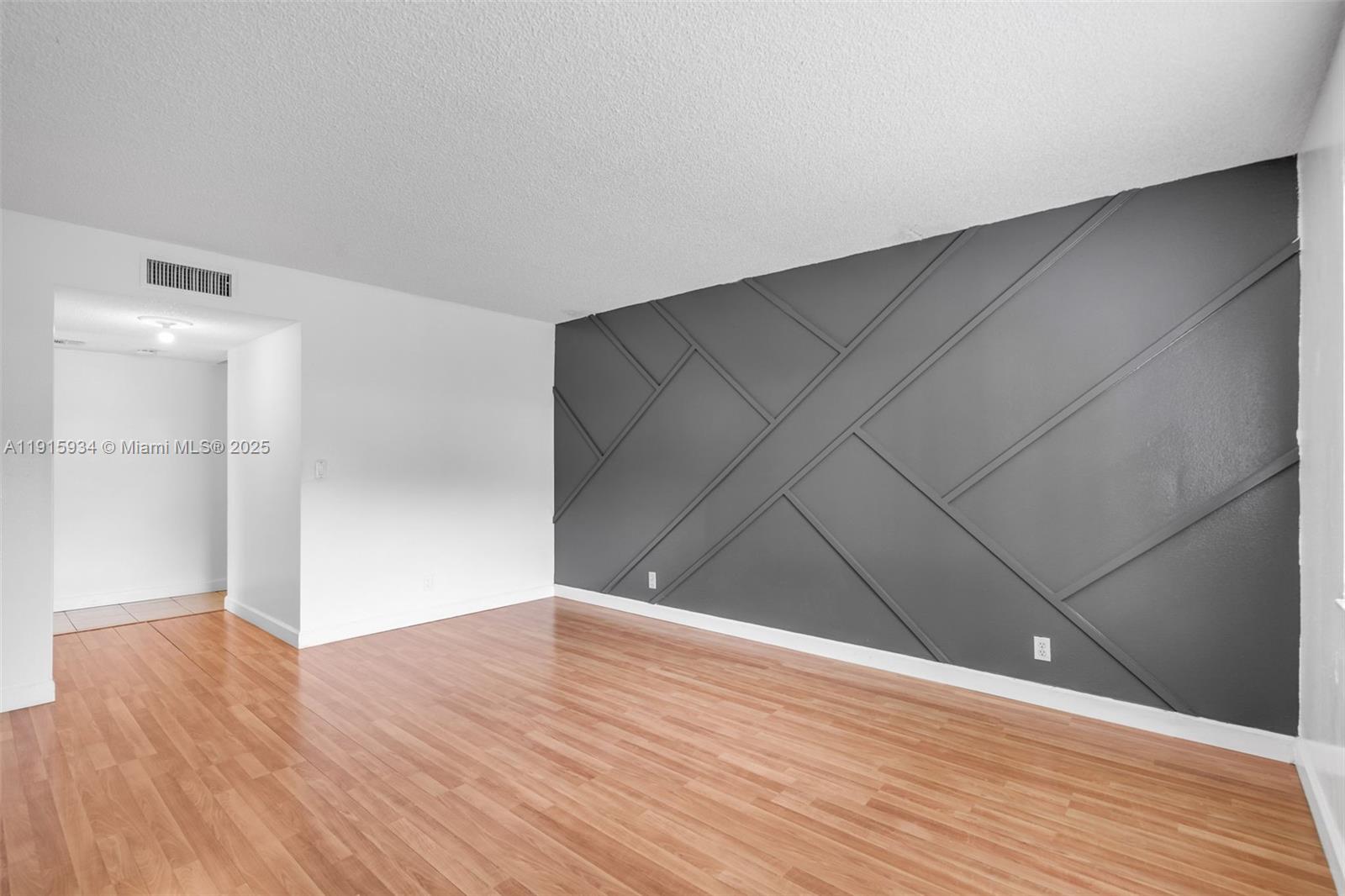 SADDLE CLUB GARDEN APTS A - Residential