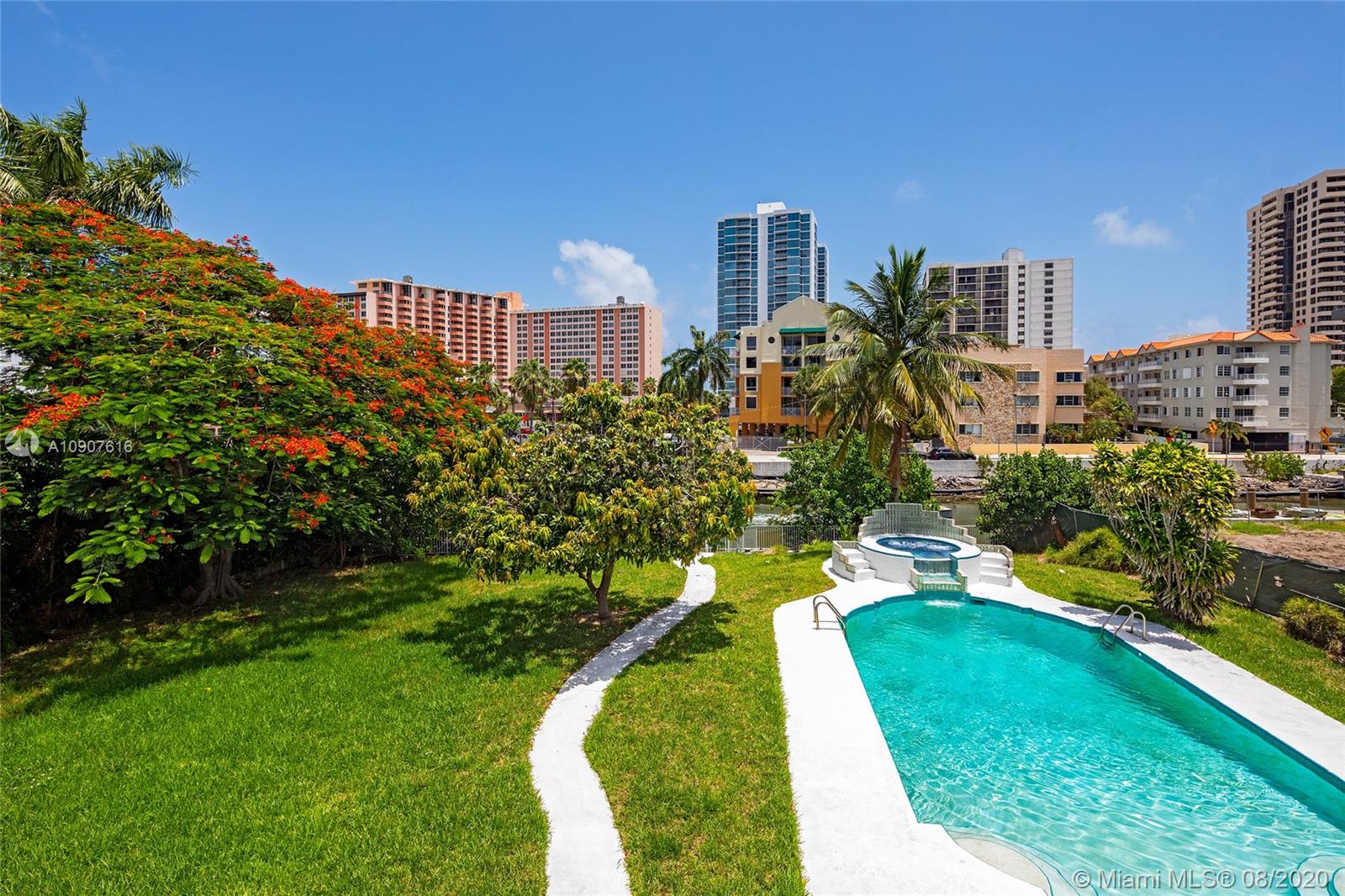 FLAMINGO TERRACE SUB - Residential