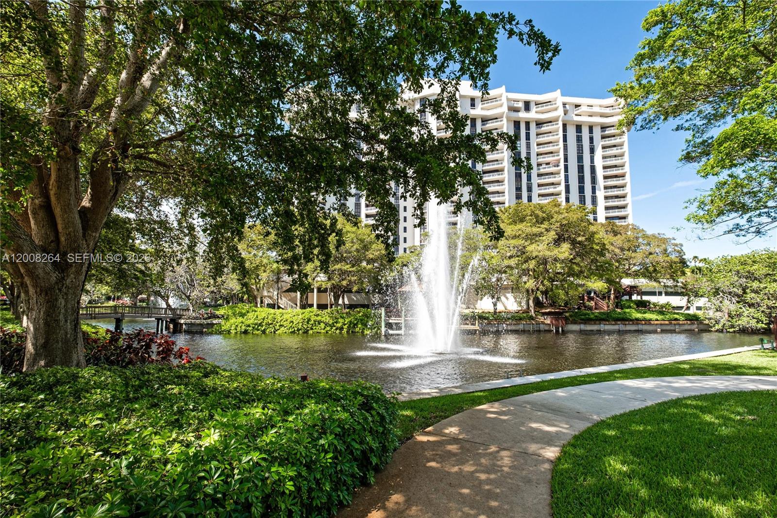 TOWERS OF QUAYSIDE CONDO - Residential