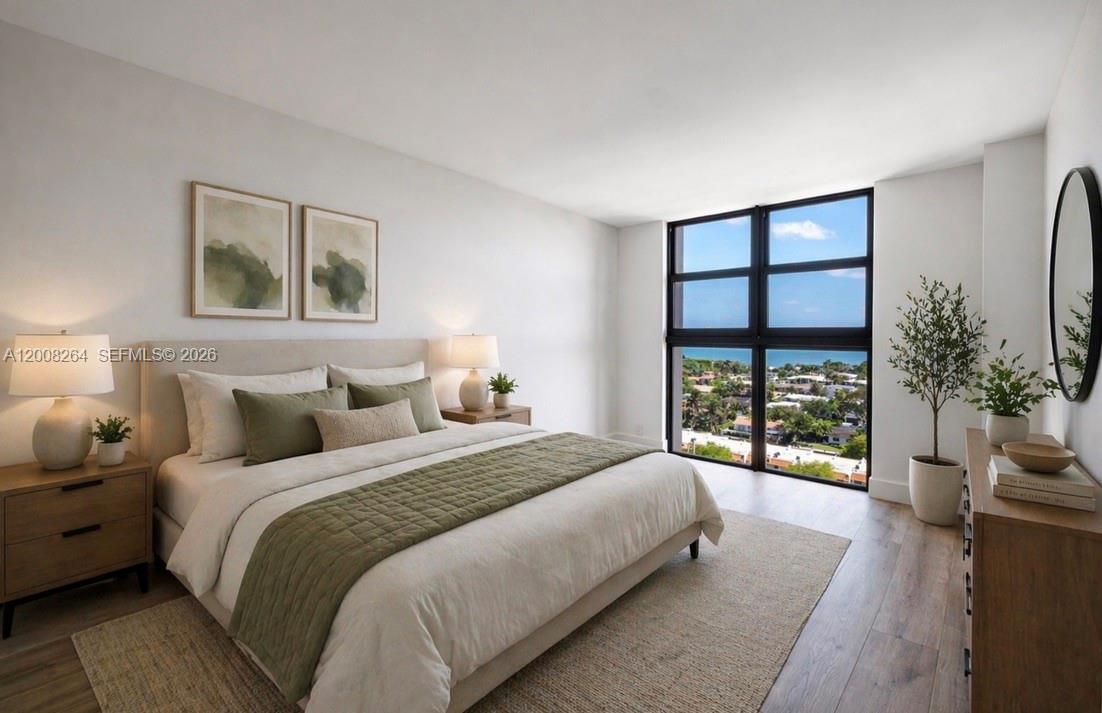 TOWERS OF QUAYSIDE CONDO - Residential