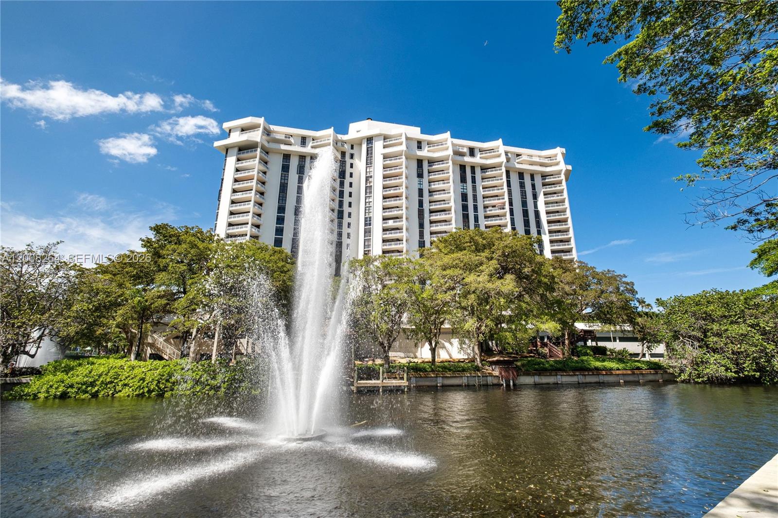 TOWERS OF QUAYSIDE CONDO - Residential