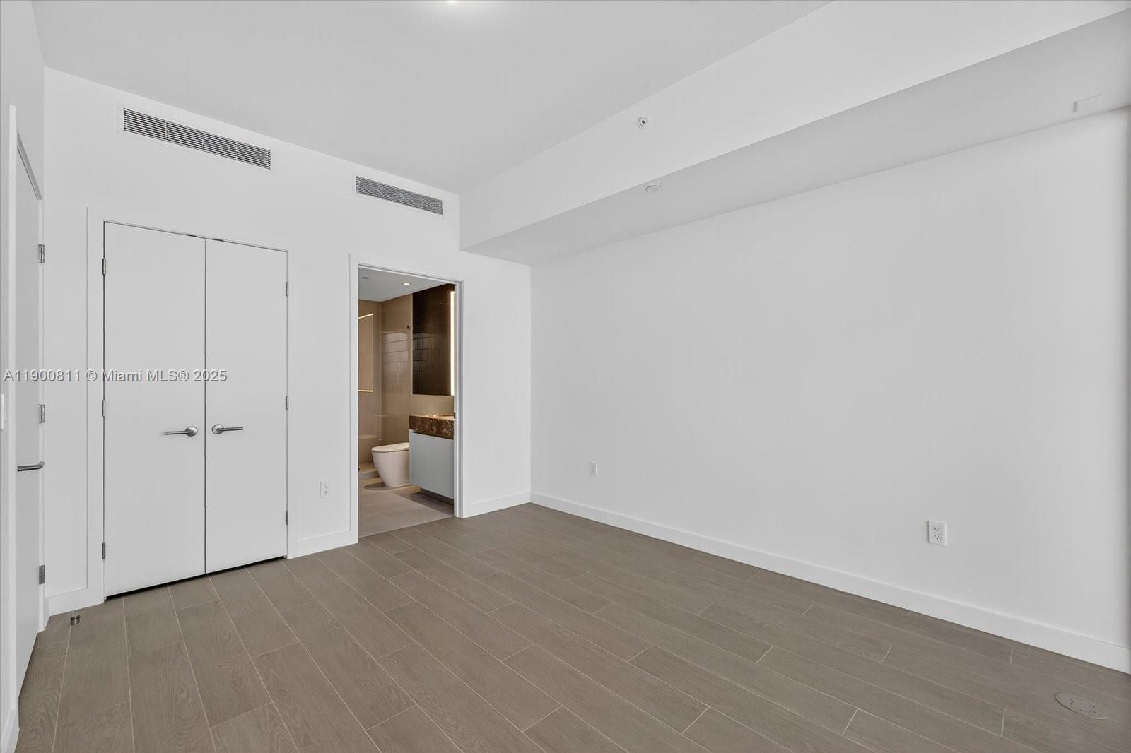 PARK RESIDENCES CONDO - Residential Lease