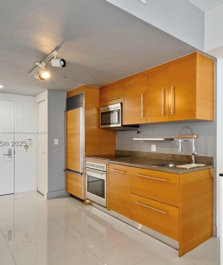 475 Brickell Ave 3010, Miami, Broward County, Florida - 1 Bathrooms - 