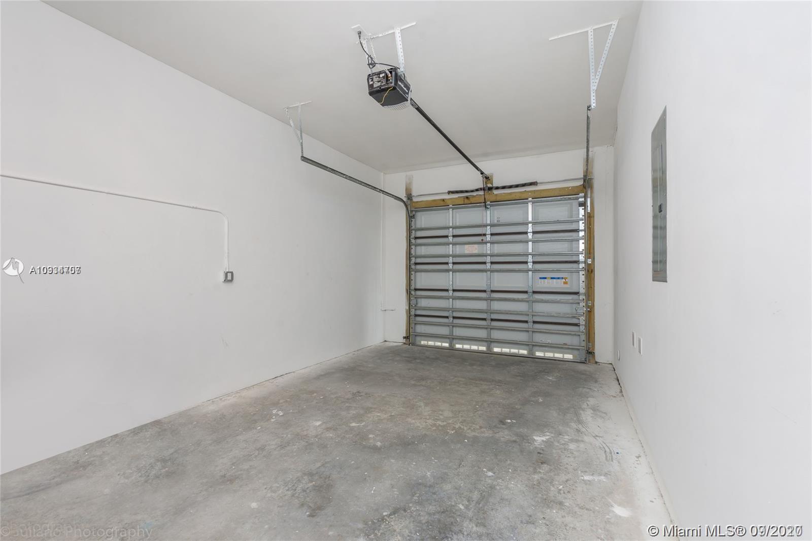 MIAMI GATEWAY AMD - Residential Lease