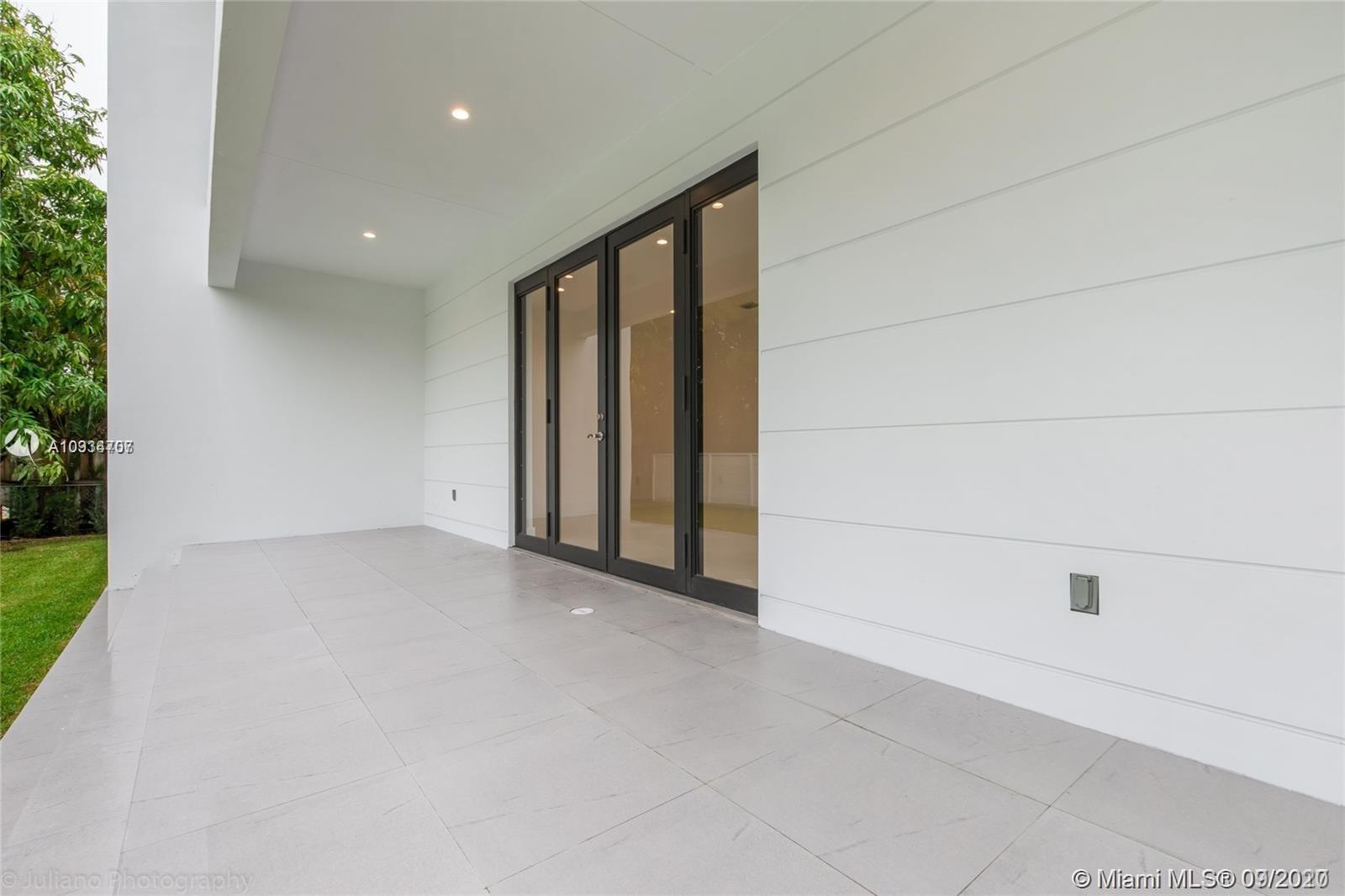 MIAMI GATEWAY AMD - Residential Lease