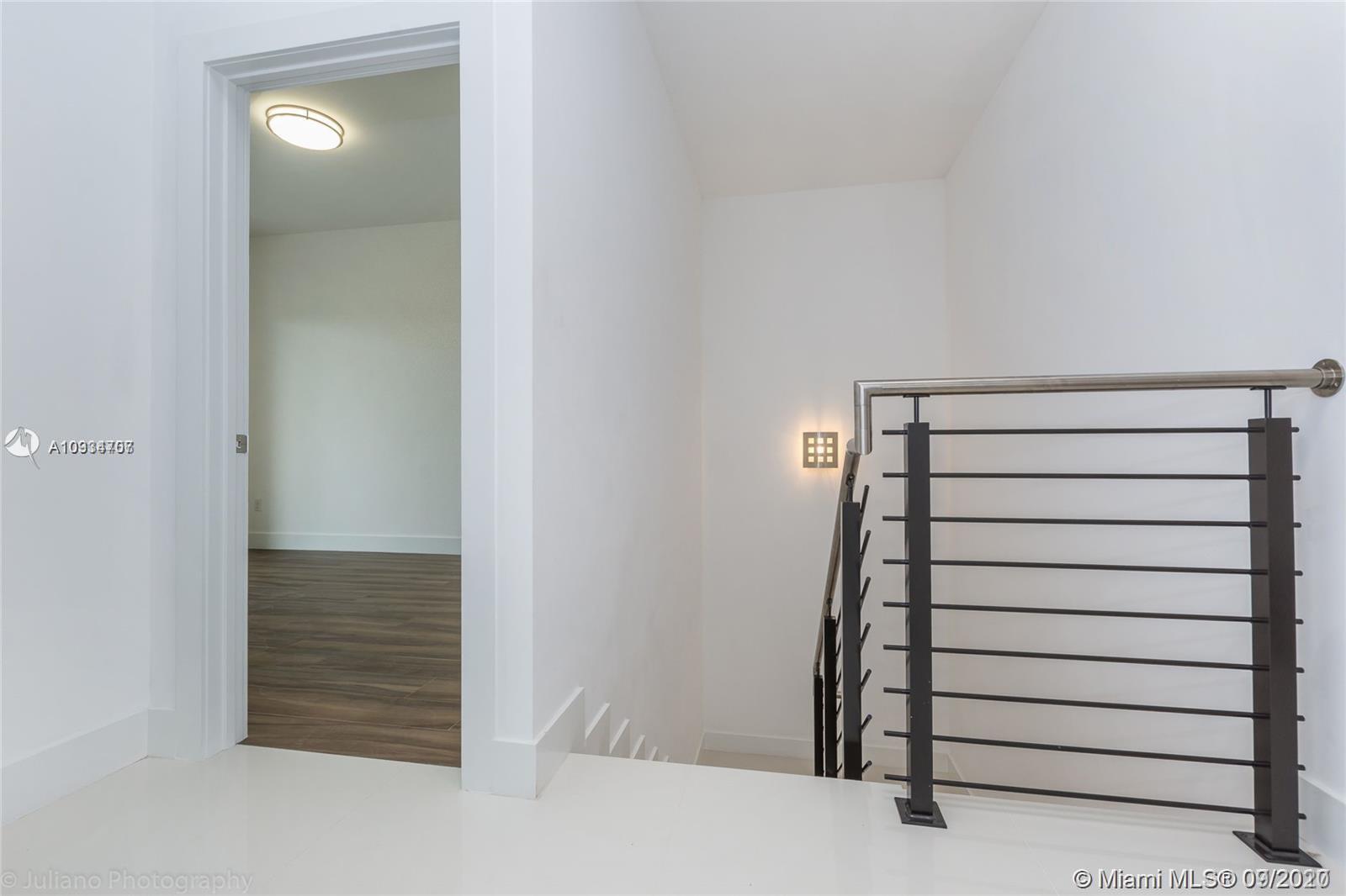 MIAMI GATEWAY AMD - Residential Lease