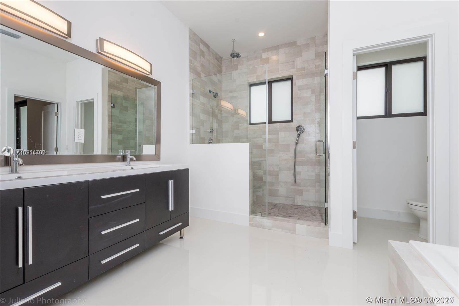 MIAMI GATEWAY AMD - Residential Lease