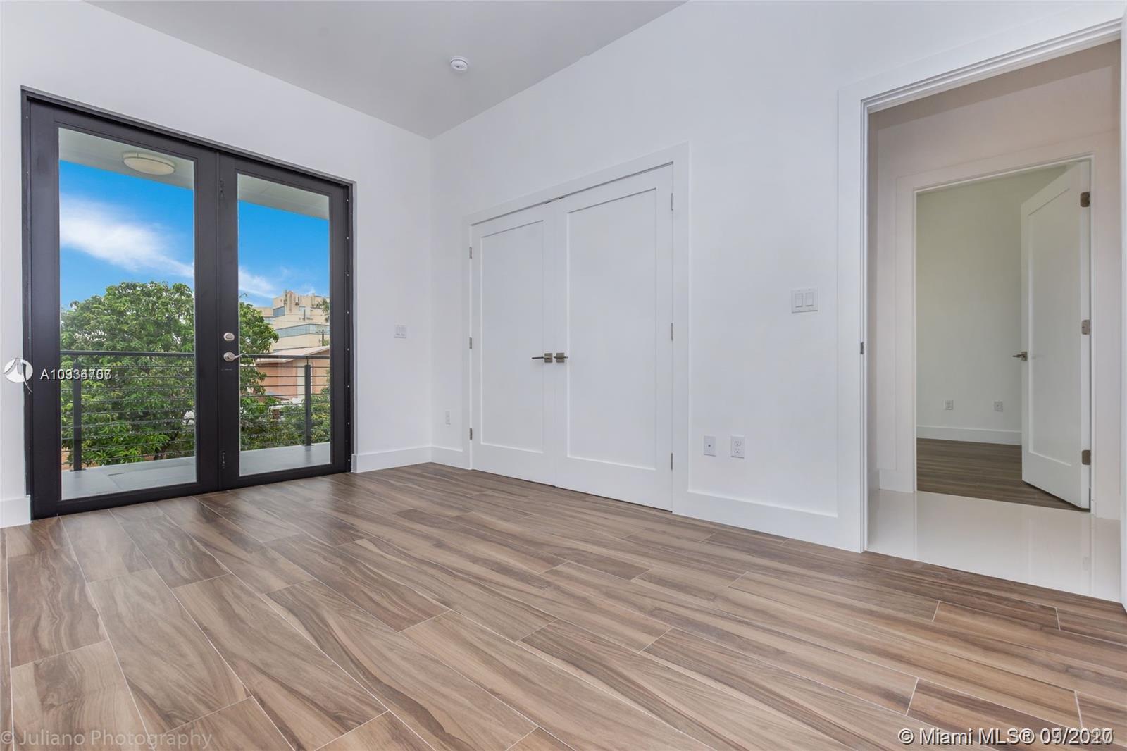 MIAMI GATEWAY AMD - Residential Lease