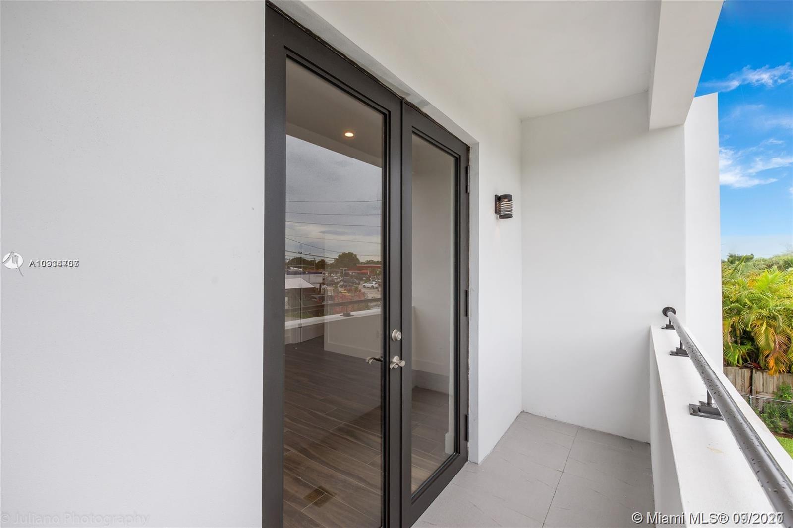 MIAMI GATEWAY AMD - Residential Lease