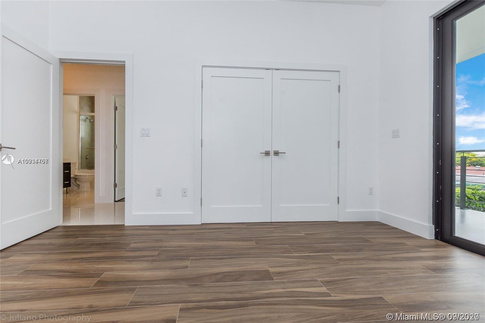 MIAMI GATEWAY AMD - Residential Lease