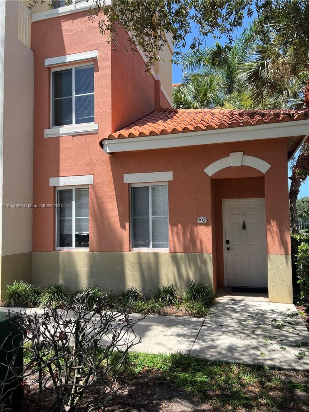 Photo of 11010 Legacy Dr #102, Palm Beach Gardens, FL 33410 (MLS # A11644696)