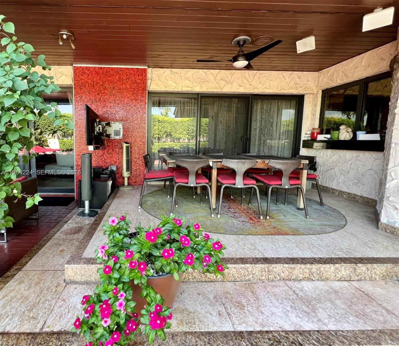 DIPLOMAT GOLF ESTATES - Residential