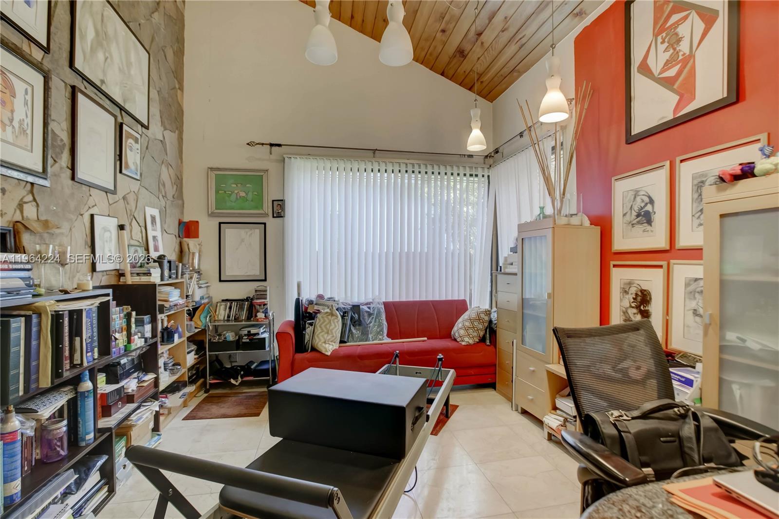 DIPLOMAT GOLF ESTATES - Residential