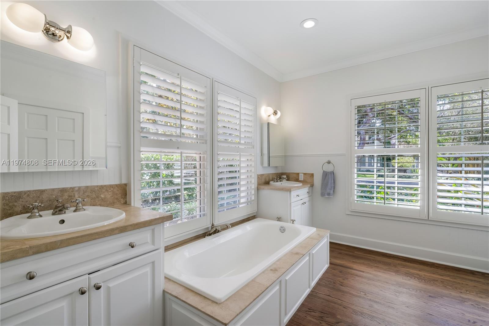 CORAL GABLES COUNTRY CLUB - Residential