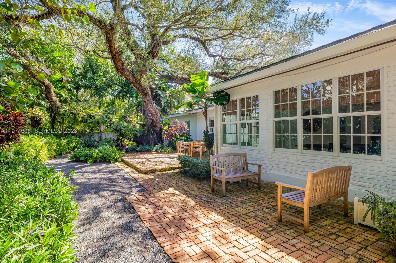 CORAL GABLES COUNTRY CLUB - Residential