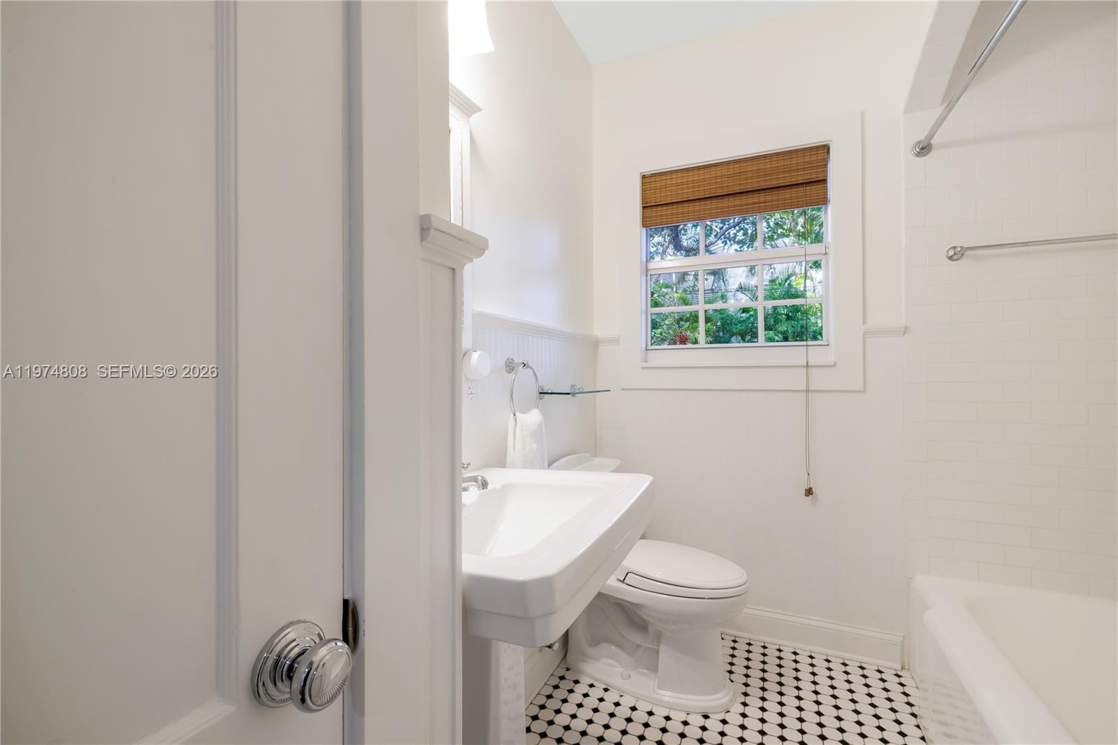 CORAL GABLES COUNTRY CLUB - Residential