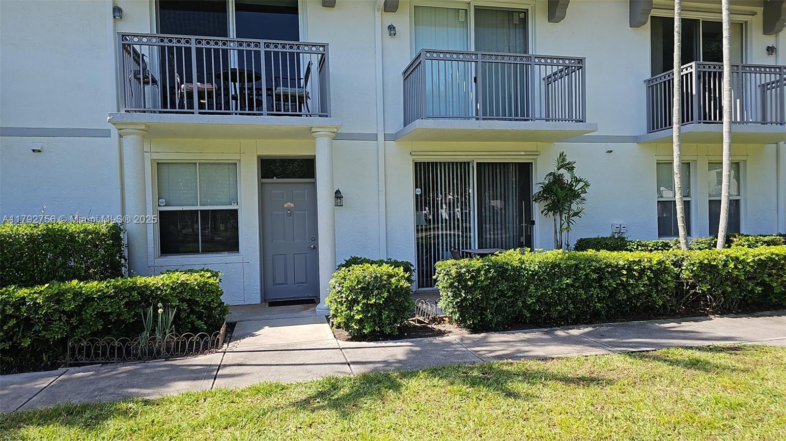 TIERRA VERDE AT DELRAY BE - Residential Lease
