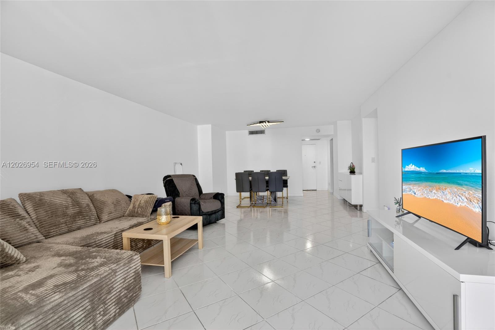 OLYMPUS CONDO PHASE - Residential