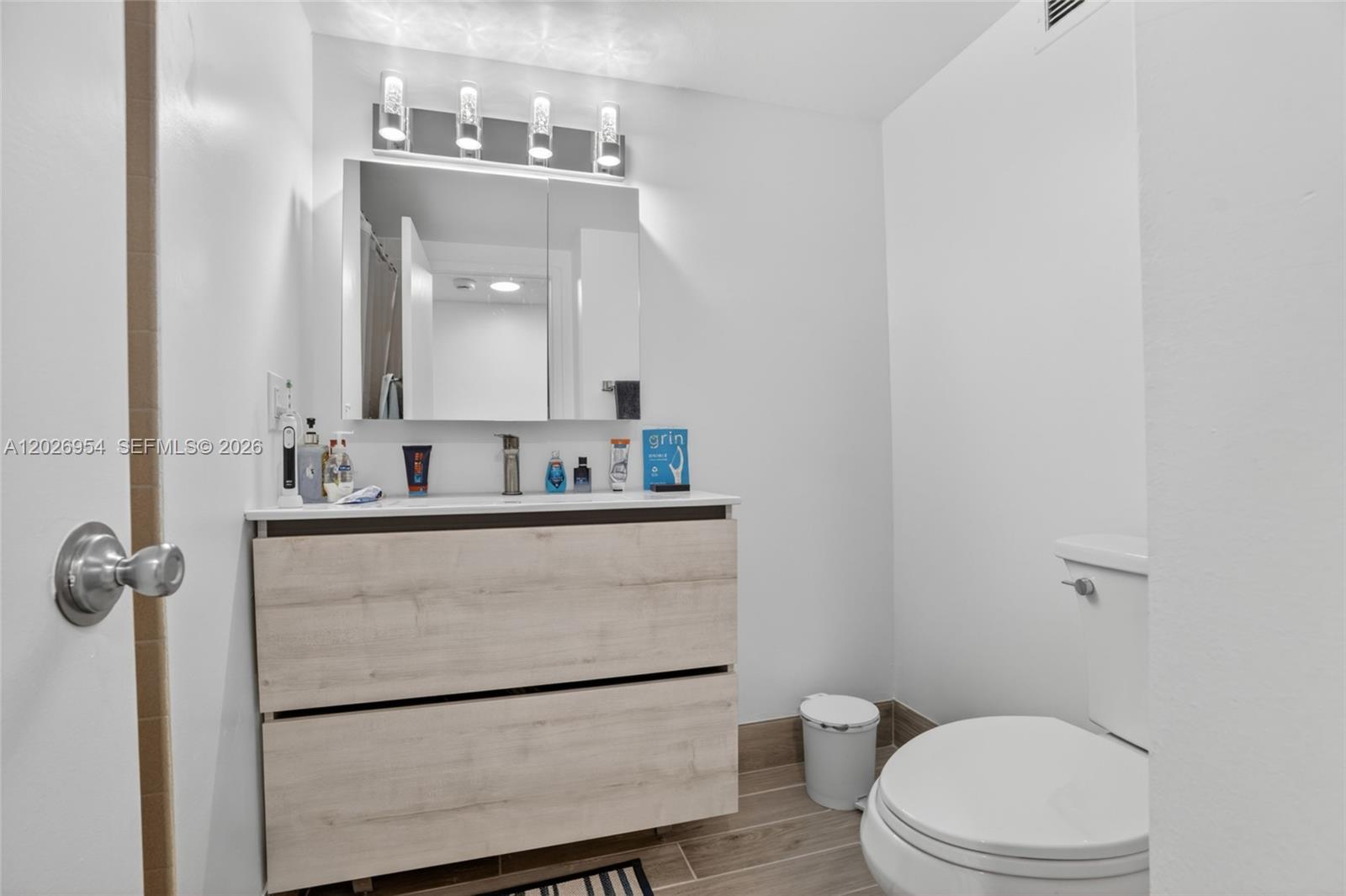 OLYMPUS CONDO PHASE - Residential