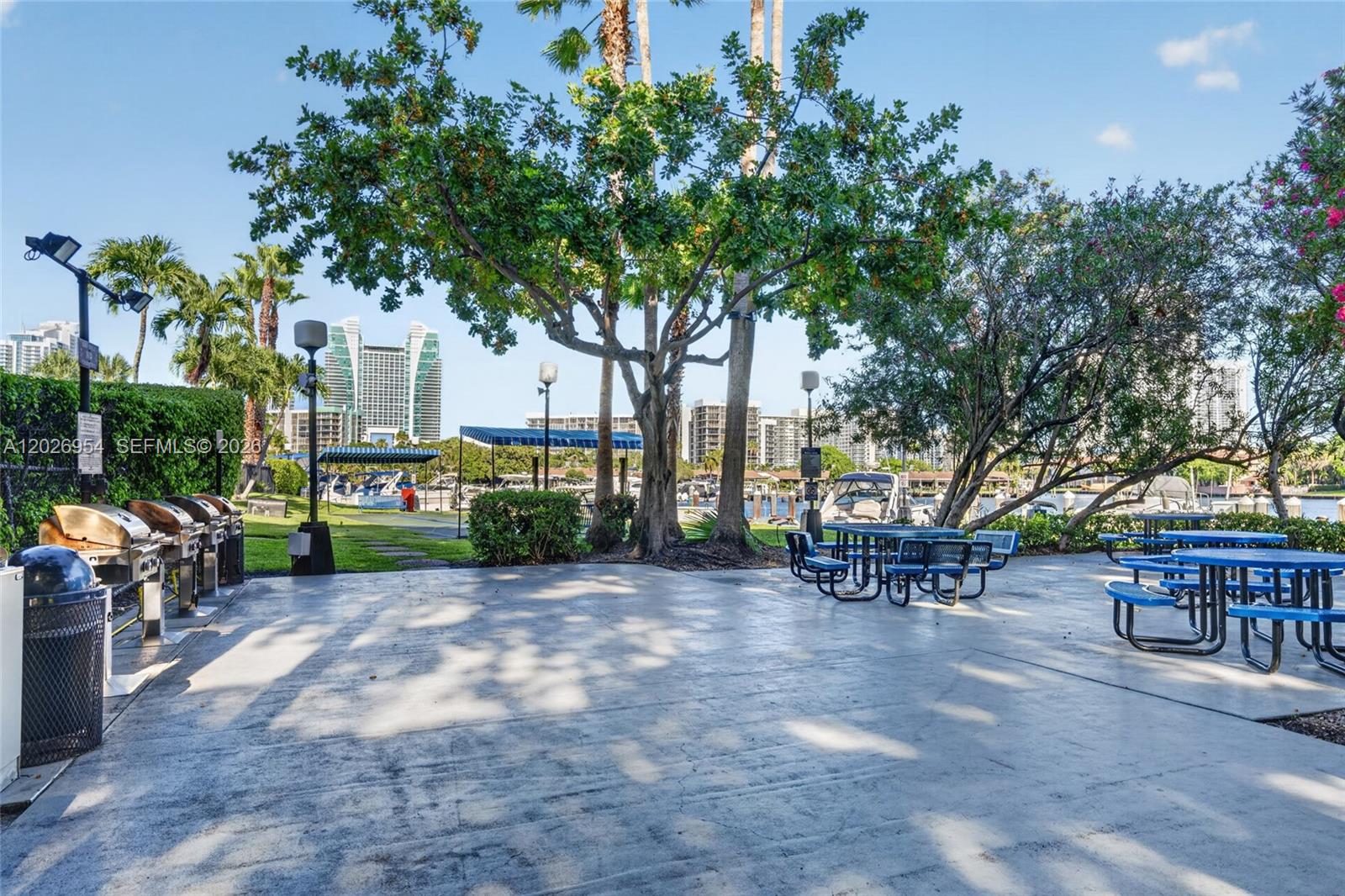 OLYMPUS CONDO PHASE - Residential