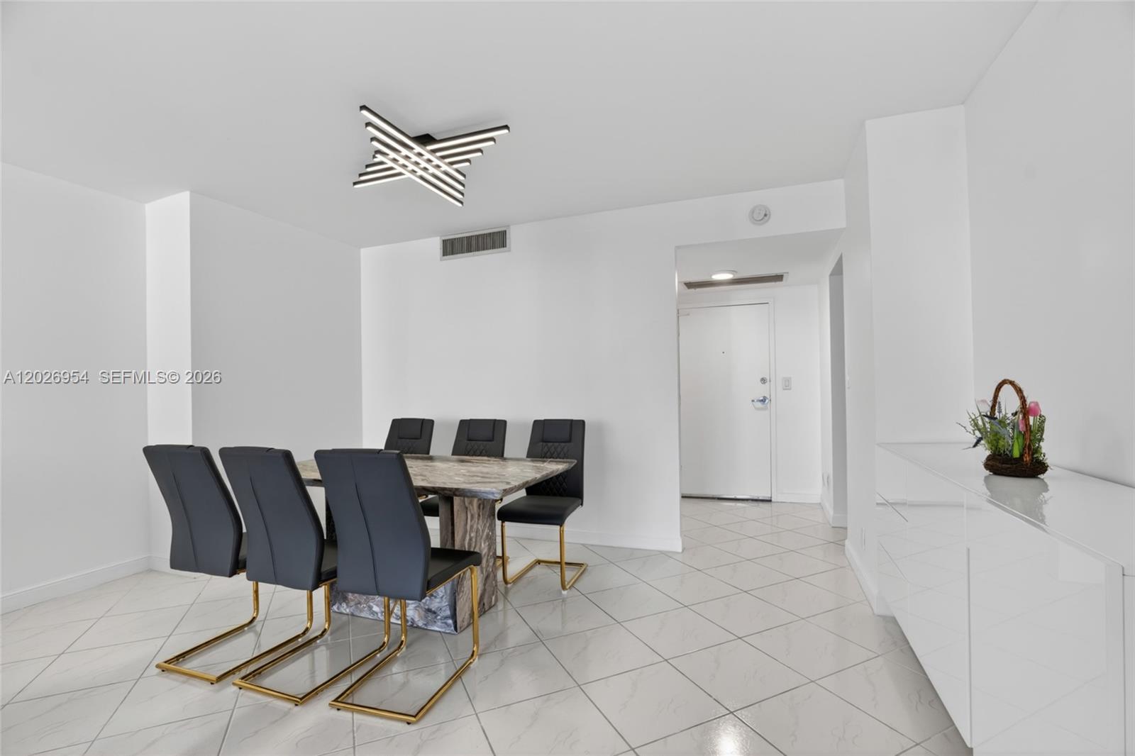 OLYMPUS CONDO PHASE - Residential