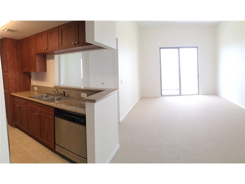 1/1 UNIT IN GREAT CONDITION WITH SPACIOUS OVERSIZED BALCONY AND GREAT VIEWS.CENTRALLY LOCATED, CLOSE TO SHOPS, ENTERTAINMENT, MAJOR HIGHWAYS. AMENITIES INCLUDE:CLUBHOUSE, POOL, BILLIARD ROOM, GYM AND MUCH MORE