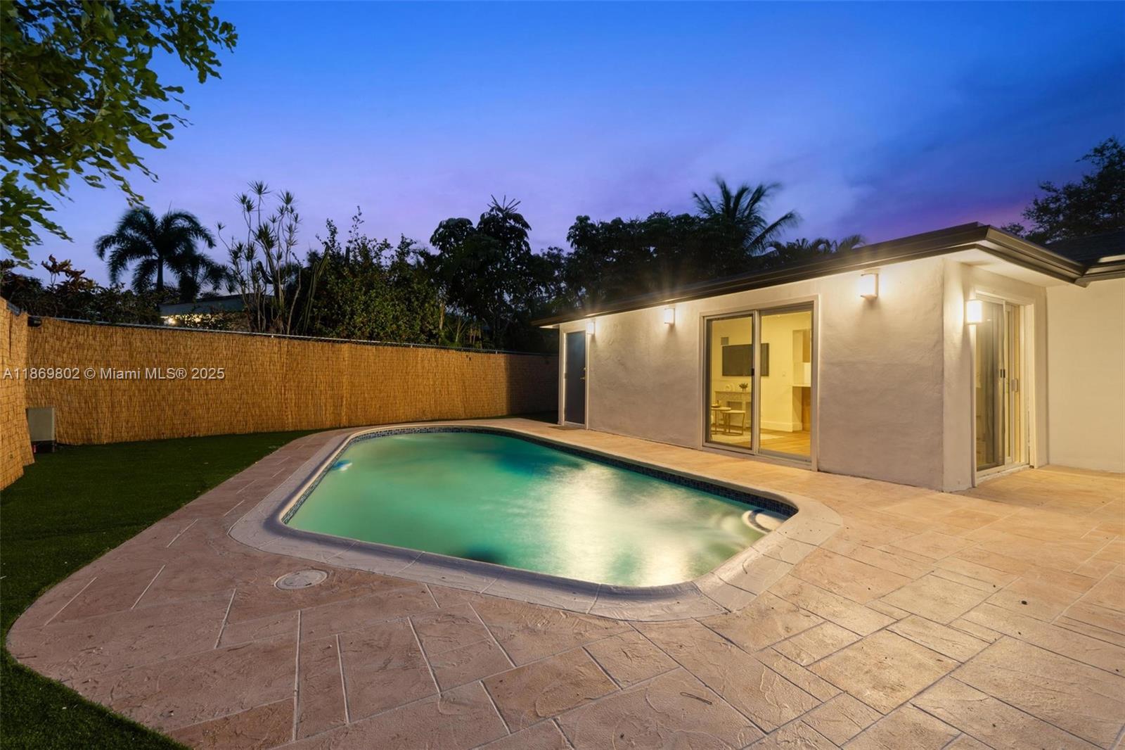 PALM-AIRE VILLAGE 2ND SEC - Residential