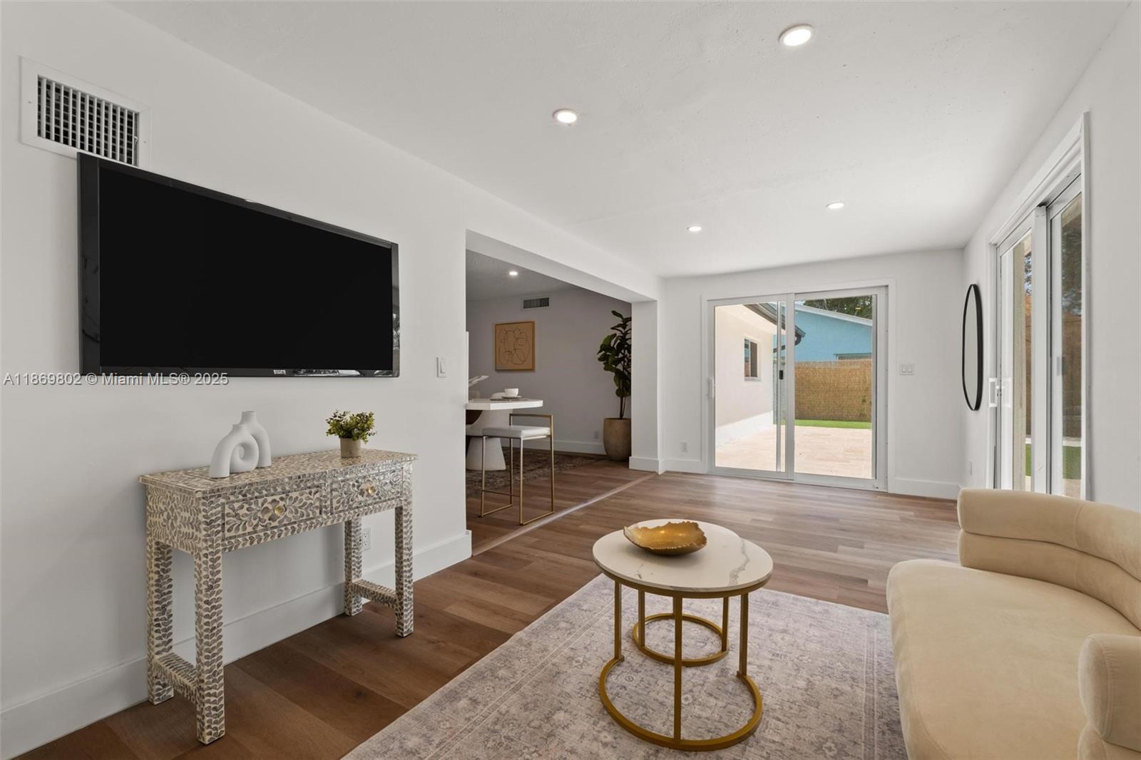 PALM-AIRE VILLAGE 2ND SEC - Residential