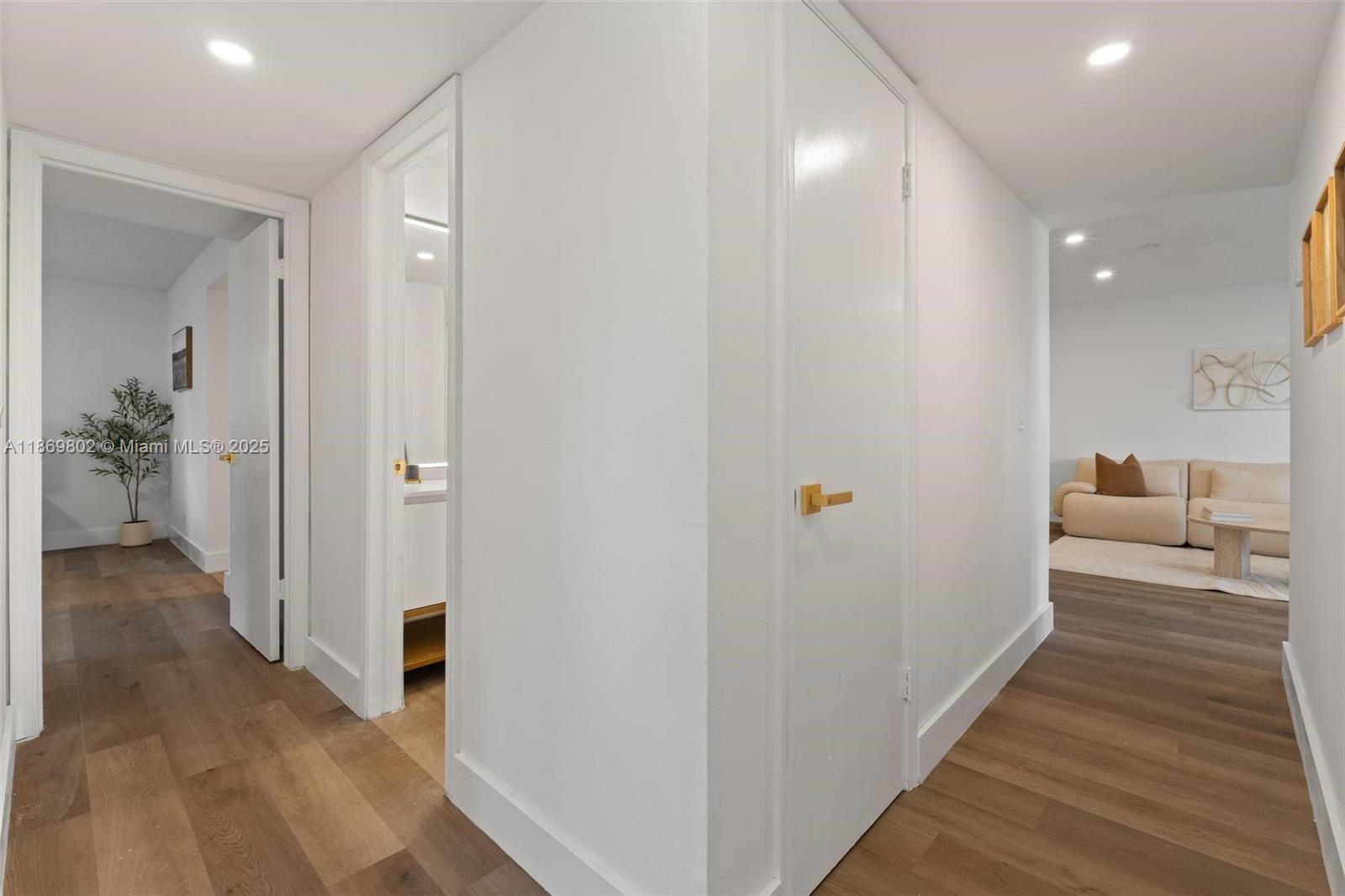 PALM-AIRE VILLAGE 2ND SEC - Residential