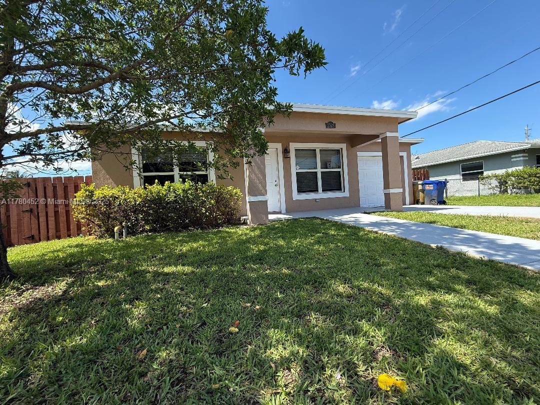 2713 Nw 6th St, Pompano Beach, Broward County, Florida - 3 Bedrooms  
2 Bathrooms - 