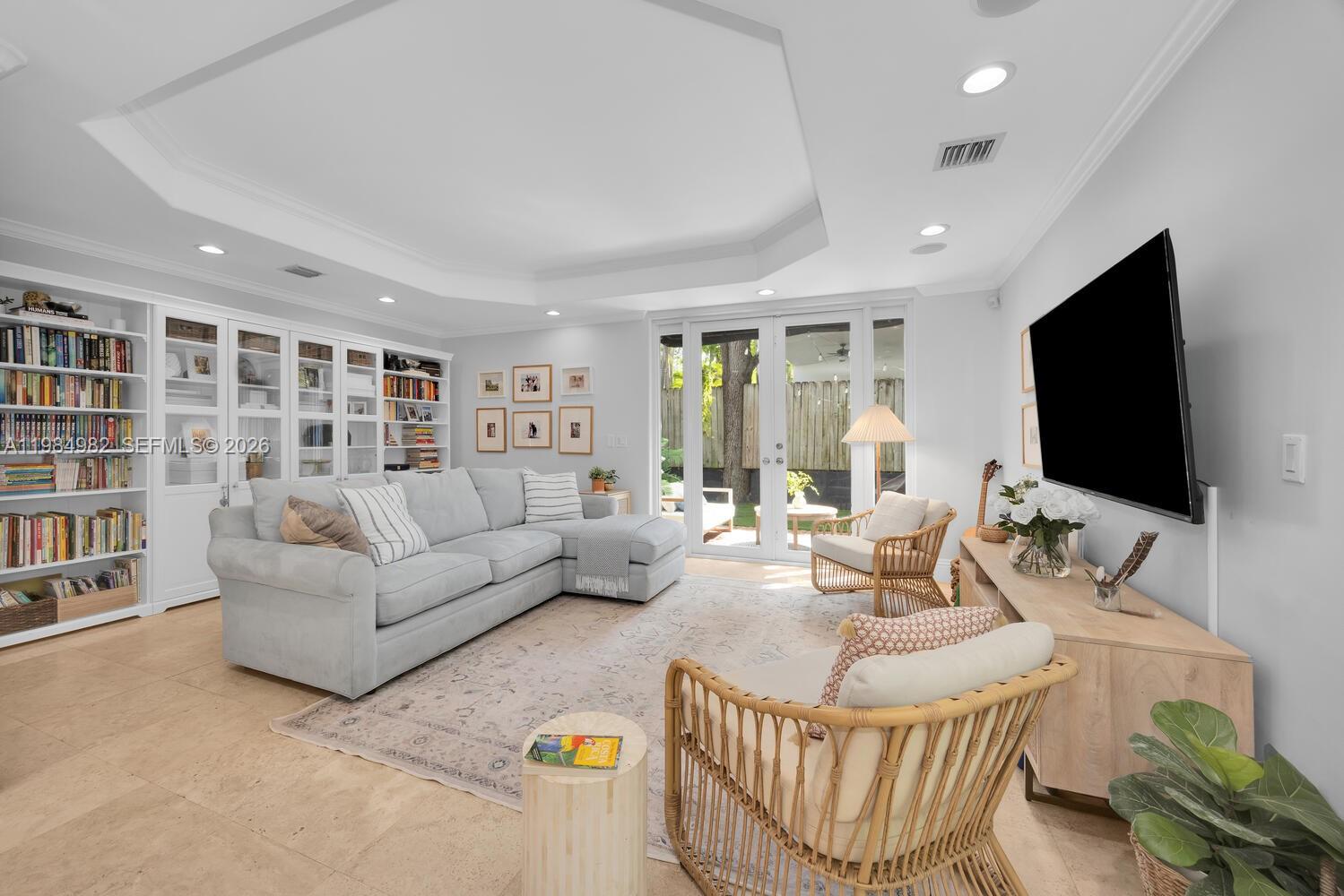 ALLAMANDA GDNS - Residential