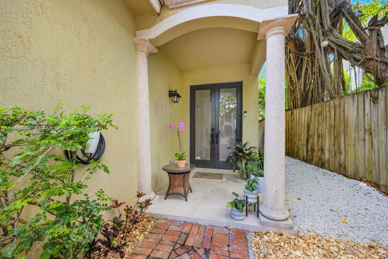 ALLAMANDA GDNS - Residential