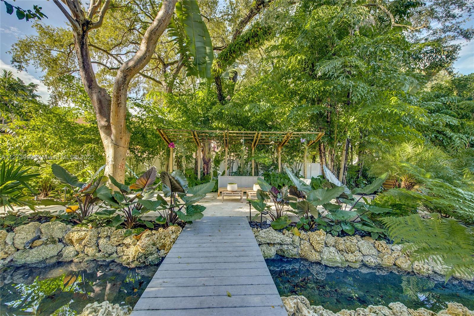 SNAPPER CREEK - Residential