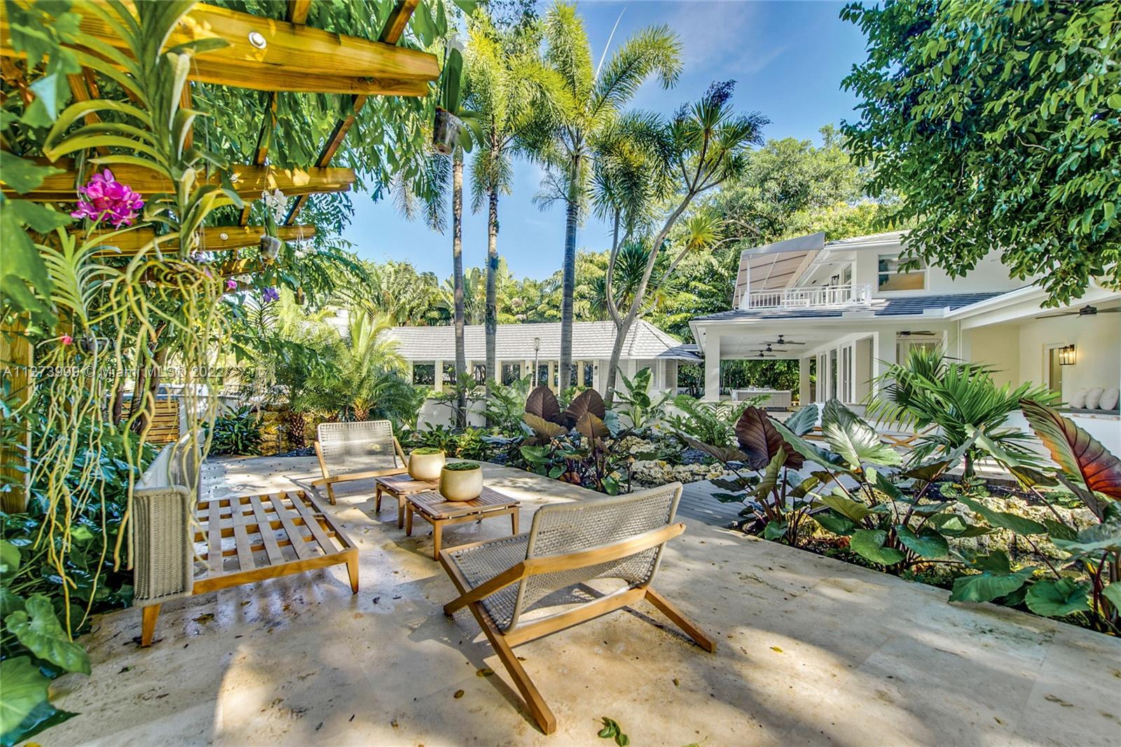 SNAPPER CREEK - Residential