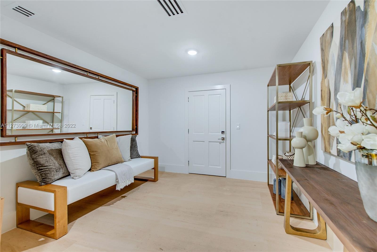 SNAPPER CREEK - Residential