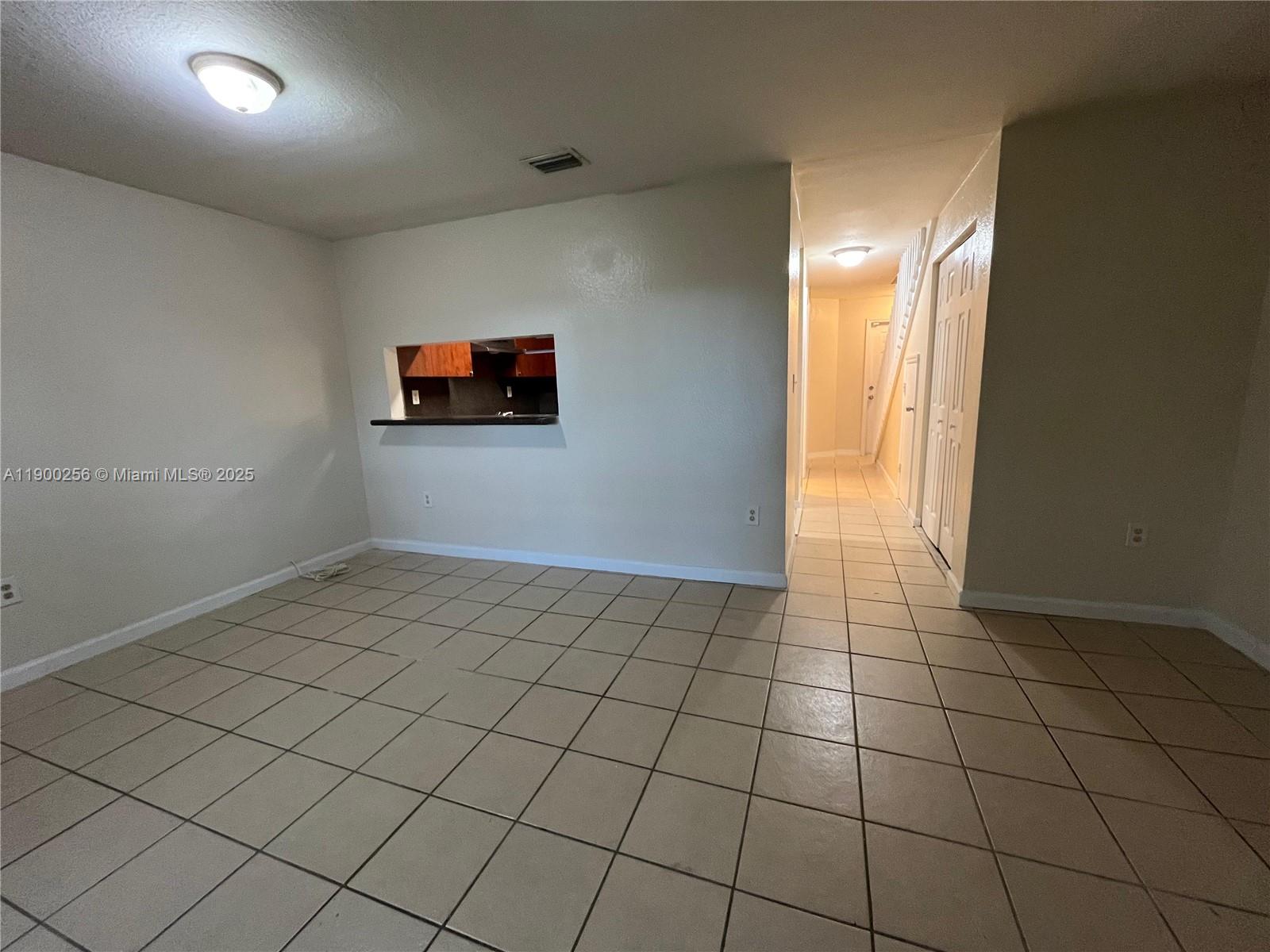 SUPERIOR GARDENS - Residential Lease