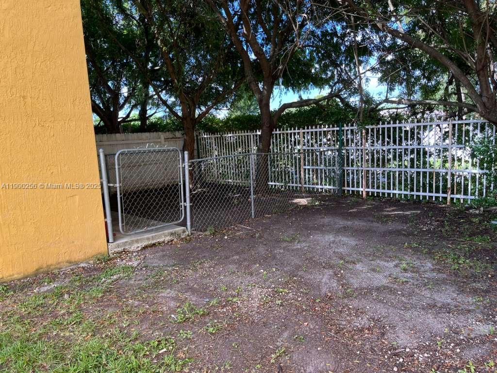 SUPERIOR GARDENS - Residential Lease