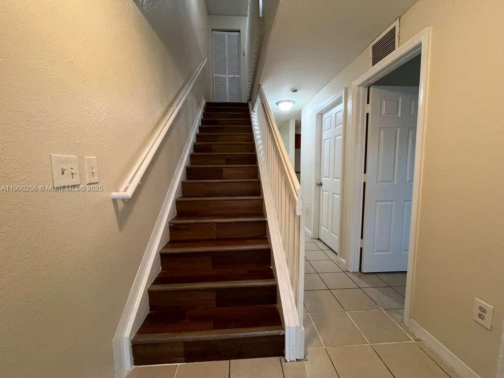 SUPERIOR GARDENS - Residential Lease