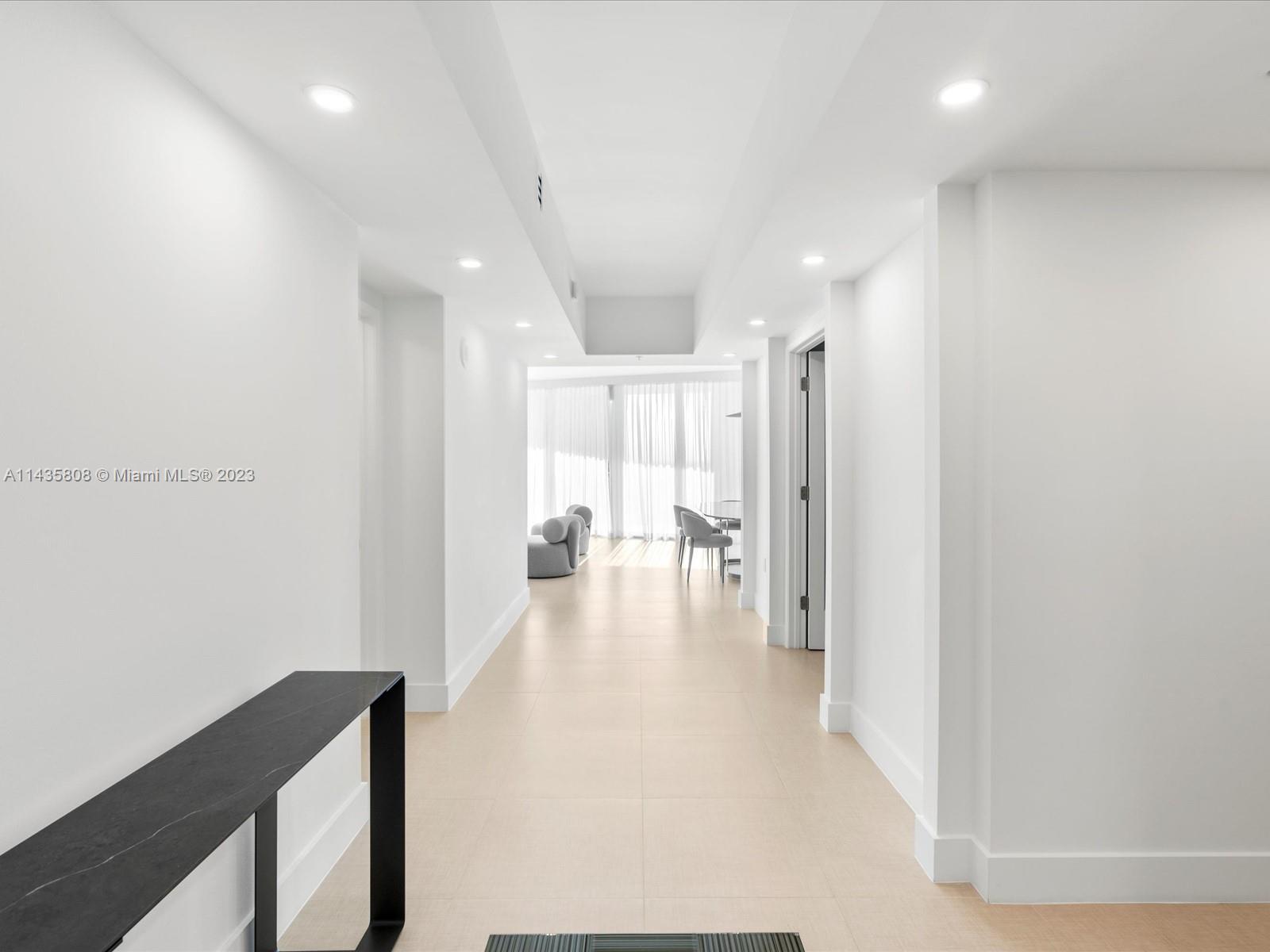 LAS OLAS RIVER HOUSE COND - Residential