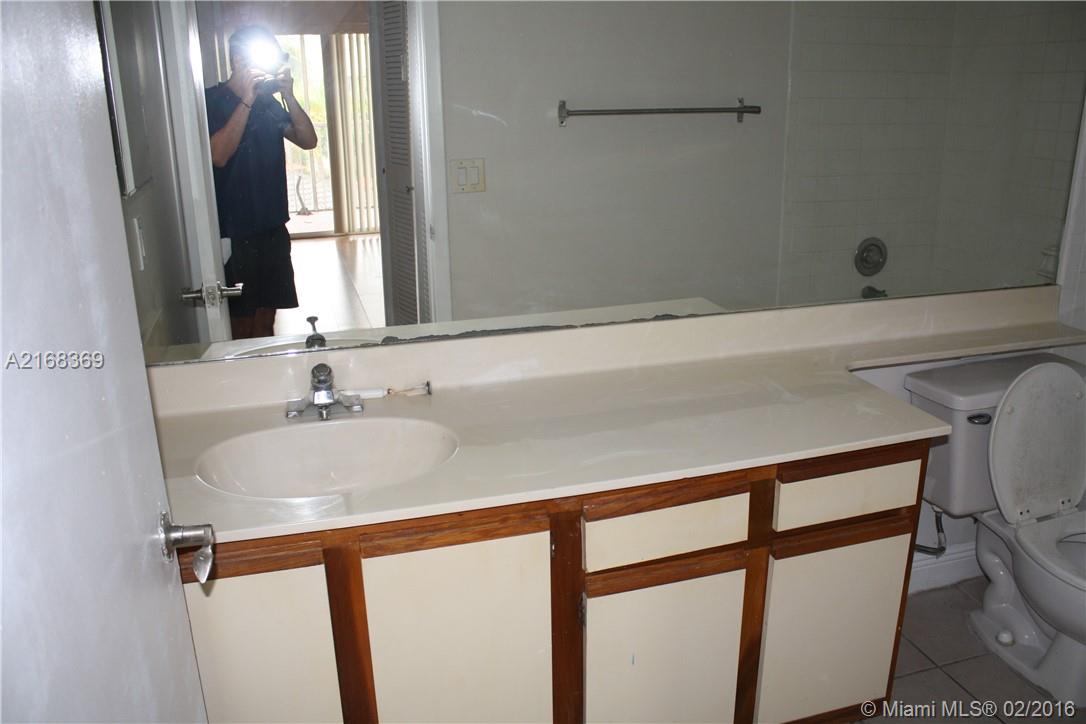 Lexington on the Green - Residential Lease