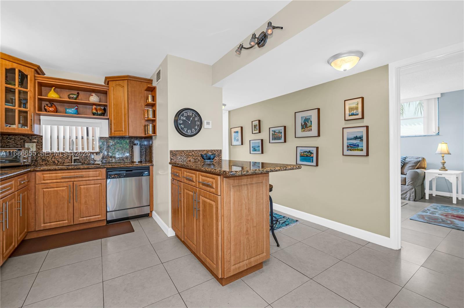 5141 17 AA 1700 - Residential