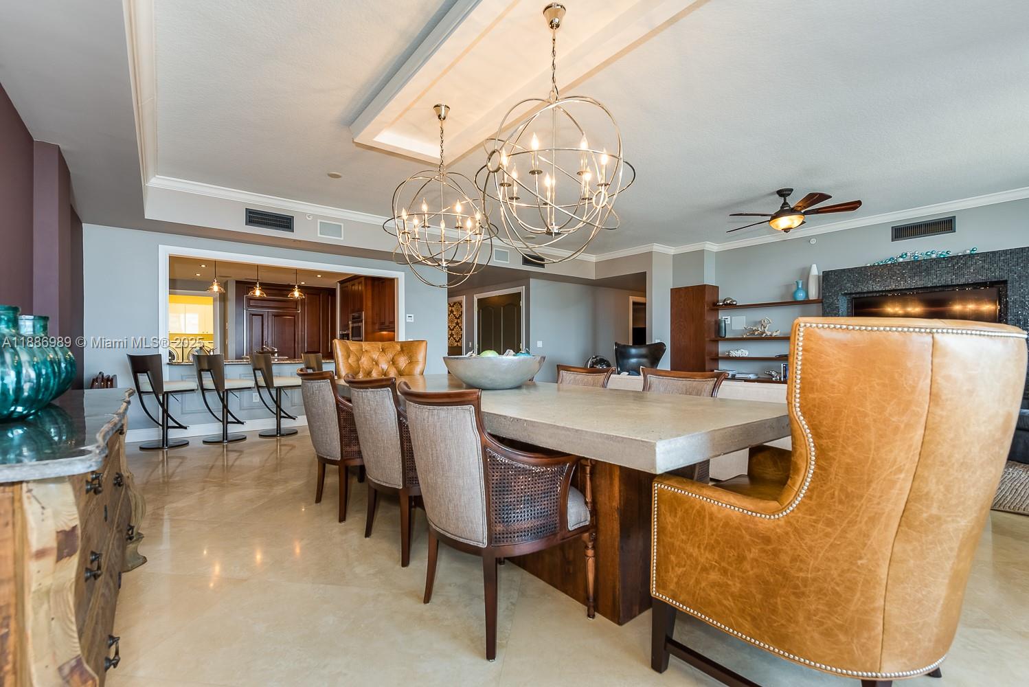 VILLAS OF POSITANO CONDO - Residential Lease