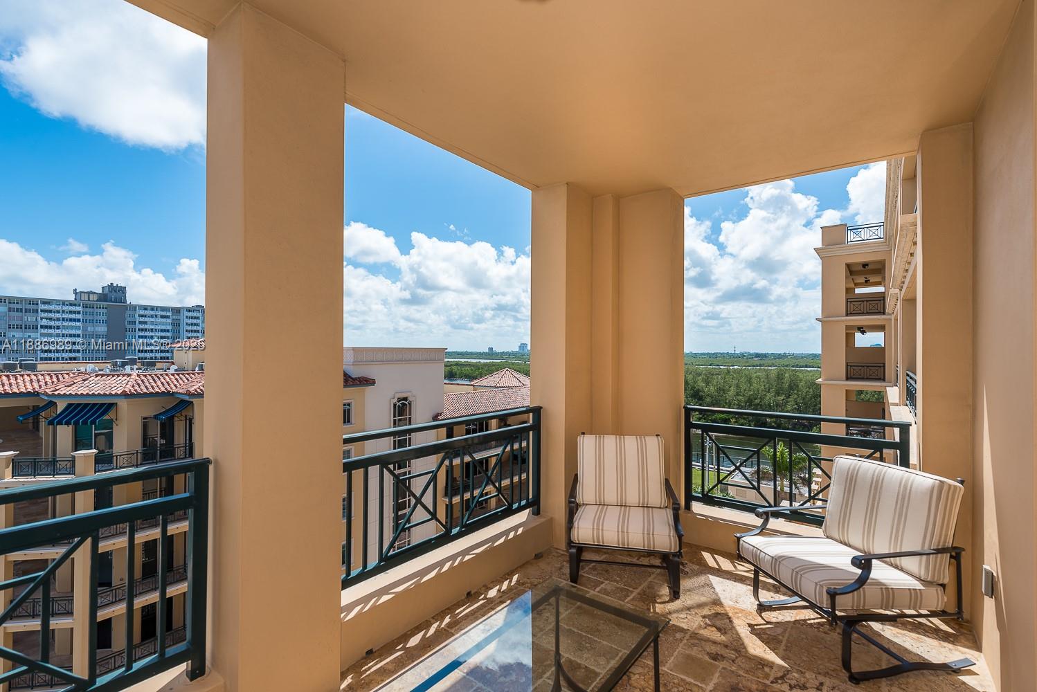 VILLAS OF POSITANO CONDO - Residential Lease