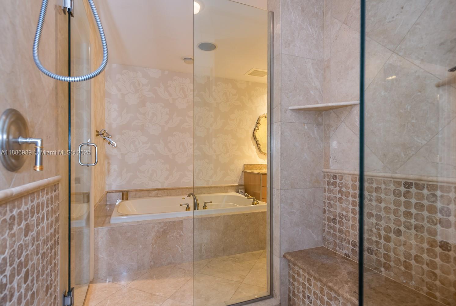 VILLAS OF POSITANO CONDO - Residential Lease